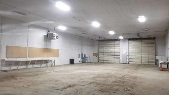 RJ Corman-5,000 SQ FT Shop On 10 Acres With Office Trailer : 6011 138th Ave NW, Williston, ND 58801